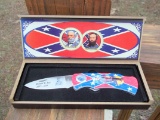 Civil War Confederate General Robert E Lee 1807-1870 Folding Knife In Wood Display Box Rebel Flag