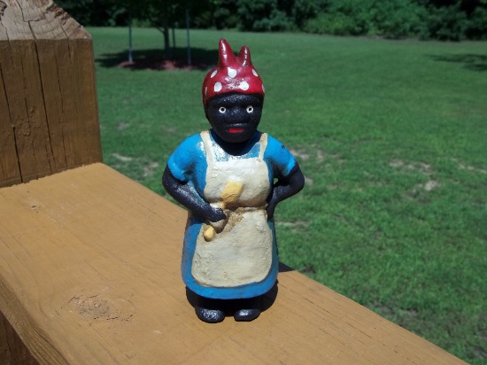 Cast Iron Black American Black Lady Cook With Spatula Still Coin Money Bank