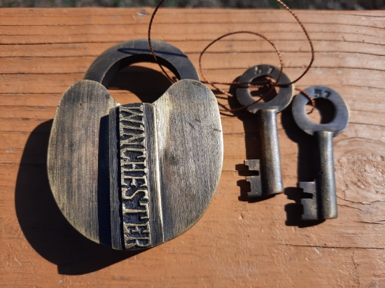 Collectible Auction Western Signs Badges Old West