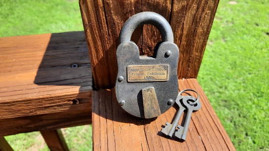 Cast Iron Folsom State Prison Folsom California 1880 Lock & 2 Keys Padlock Jail