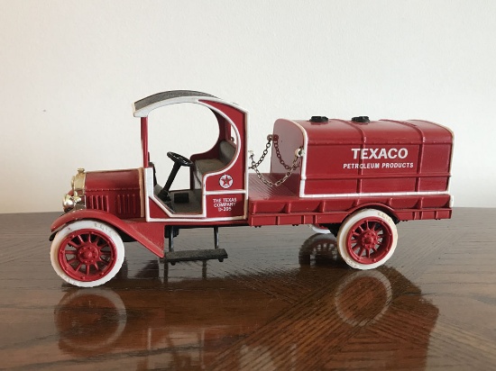 ERTL Collectables Texaco Bank/ Truck