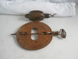 Griswold Steele Spindle Wooden Pulley