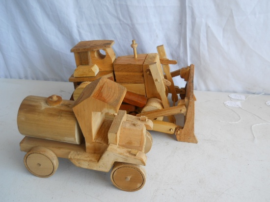 Lot of 2 Wooden Toys