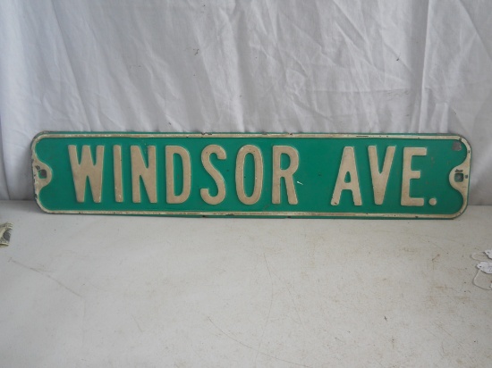 Lot of 2 Signs