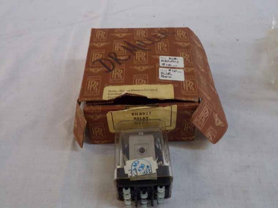 Rolls Royce Relay w/ Rolls Royce Box