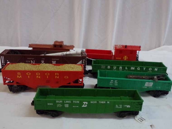 Mixed Lot of "O" & "O27" Includes Santa Fe N&W Maintenance Caboose, Lionel S&P #6257 Caboose & Ore M