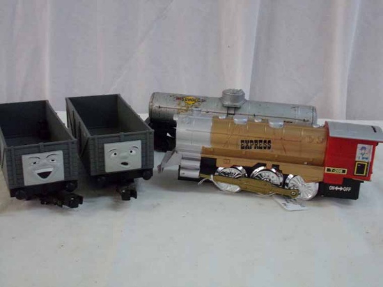 Lot of 4 Includes Battery Powered "O27" Engine, Sonoco Tanker & (2) Thomas the Train Hoppers