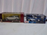 Lot of 2 Model Cars Includes Maisto 1957 Chevy Corvette & Chevy Nomad Concept Car
