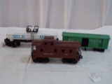 Lot of 3 Cars Includes Lionel Caboose 