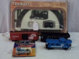 Lot of 5 Items (3) Train Cars (1) Train Set & Union 76 Tiny Truck