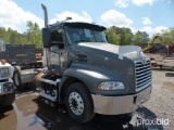 2005 Mack CXN613 VISION GRAY MACK TRUCK, 10 SPEED MAXITORQUE TRANSMISSION, TIRES: 11R 22.5 SN:1M1AK0