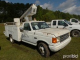 1988 FORD F350 7.3L DIESEL ENGINE, 4 SPEED WITH MANUAL TRANSMISSION, ALTEC AT200, 300LB CAPACITY BUC