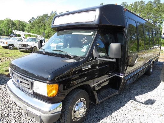 2007 Ford E450 15 passenger Party Bus, horseshoe seating, Ambient Lighting,