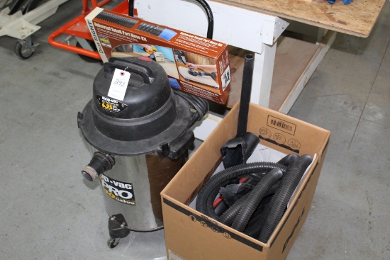 Shop-vac 10 Gallon Wet/dry Vac W/hose & Attachments.