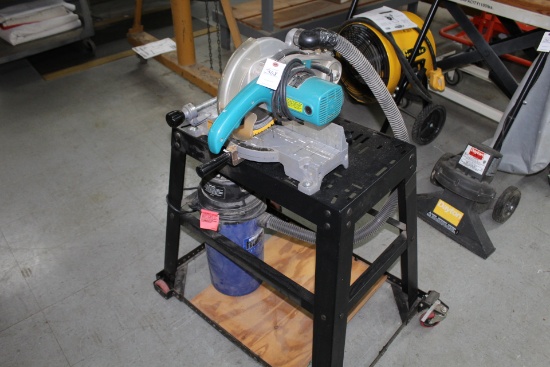 Makita 10" Miter Saw W/shop-vac And Rolling Table.
