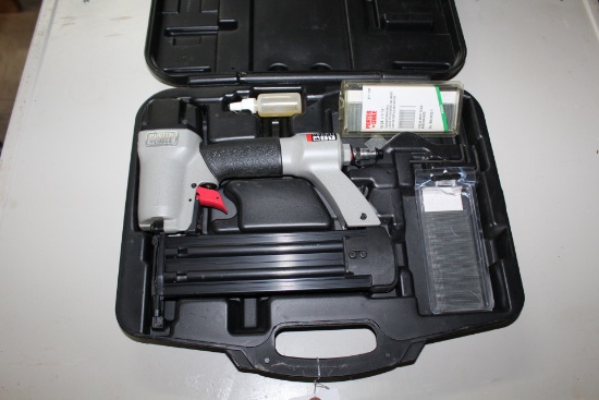 Porter-cable Bn200a 18 Ga. Brad Nailer.