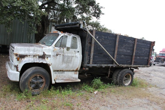 ? GMC 6500 Dump Truck   Vin # TCEGG7V579769  NO TITLE   *SALVAGE ONLY*