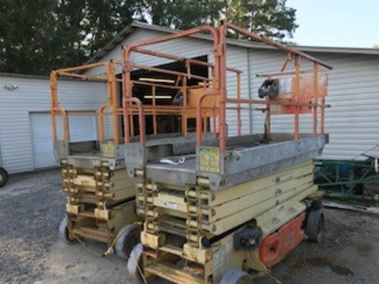 2006 JLG Scissor Lift