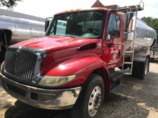 2002 International 4400