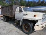 1983 Ford Dump