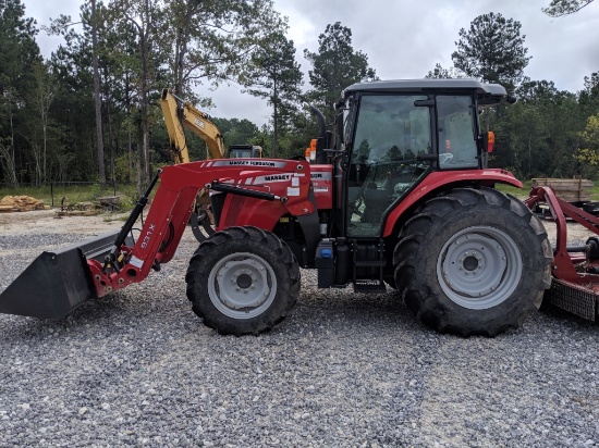 "LIKE NEW 2015 4609 Massey Ferguson cab tractor with radio