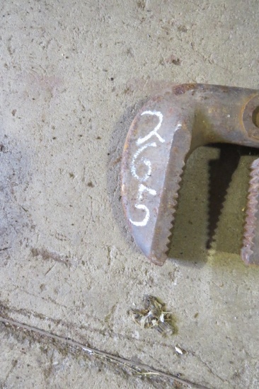 48" Rigid Pipe Wrench