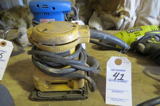 Dewalt DW411 Sander