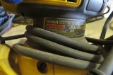 Dewalt DWE6421 Palm Sander