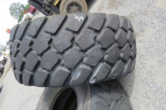 Michelin 555/70R25 Tire