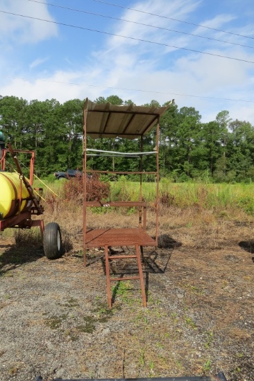 Metal Deer Stand