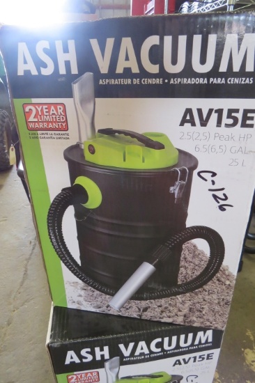 BRAND NEW Ash Vacuum