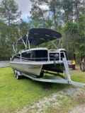 2019 Suncatcher V22RF