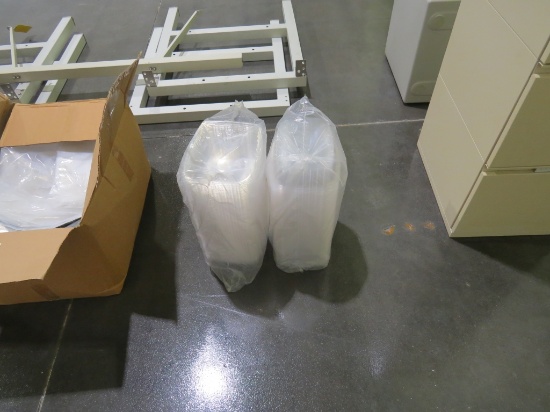 NEW Plastic dishes