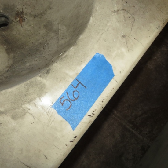 Misc. countertops/sinks (see pics)