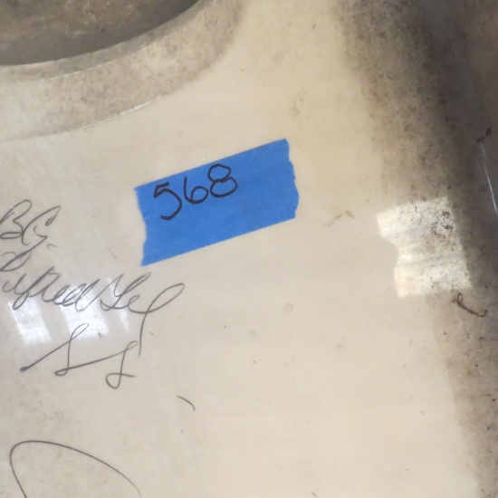 Misc. countertops/sinks (see pics)