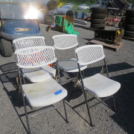 4 NEW Folding Chairs