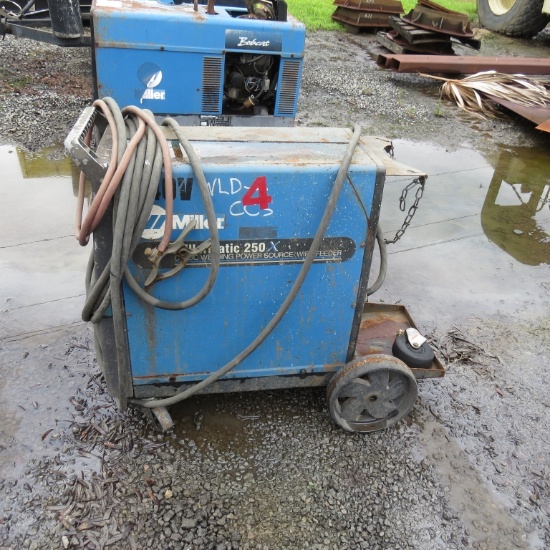 Millermatic 250x Welding Machine