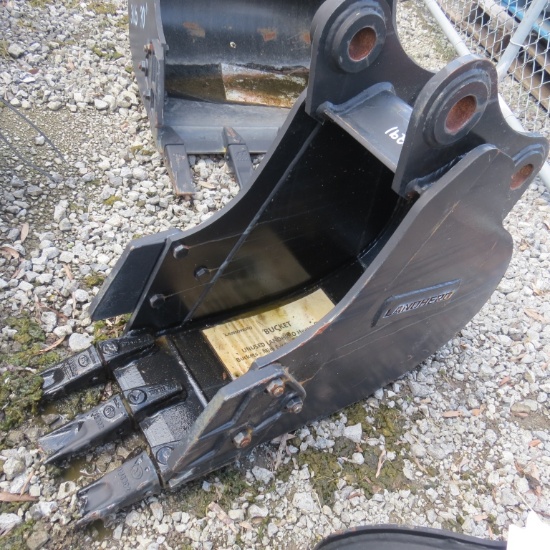 NEW Landherd 12" bucket
