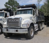2015 Mack Granite Dump Truck