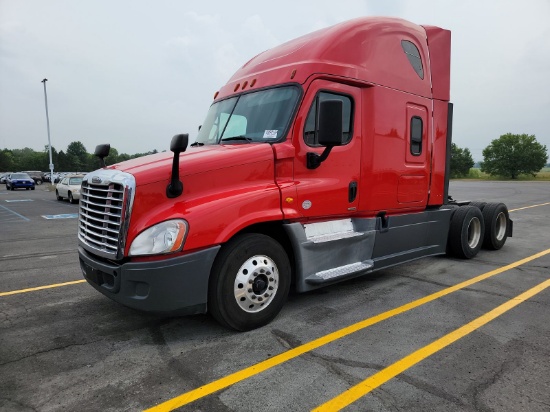 2018 FREIGHTLINER CA125SLP
