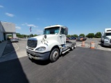 2005 FREIGHTLINER CL12064ST