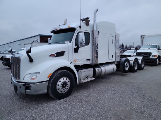 2017 PETERBILT 579 SLEEPER