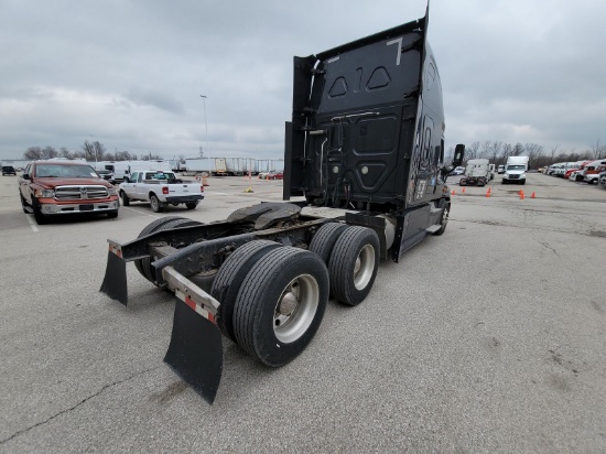 2016 FREIGHTLINER CA125SLP