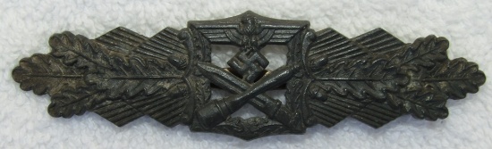 Close Combat Badge Silver? Bronze? By A.G. M.u.K.