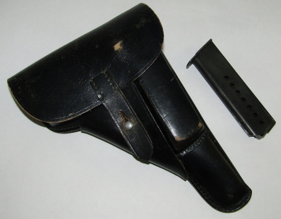 Early 1960's Walther P38 P-1 Black Leather Pistol Holster With Magazine