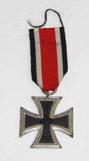 WW2 Iron Cross 2nd Class With Ribbon-"120" Maker For Franz Petzl, Wien