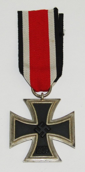 WW2 Iron Cross 2nd Class With Ribbon-"7" Maker For Paul Maybauer, Berlin