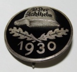 1930 