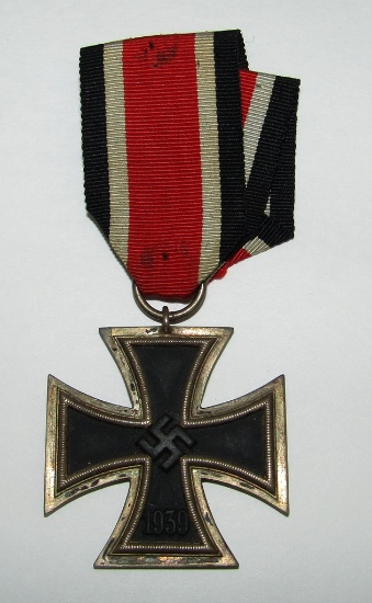 WW2 Iron Cross 2nd Class With Ribbon-"138" Maker