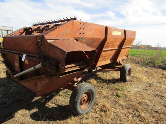 Farm Hand Feeder Wagon on Four Wheel Wagon